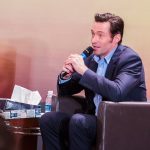 ‘Eu nunca vou deixar de ser o Logan’ diz Hugh Jackman em coletiva em São Paulo