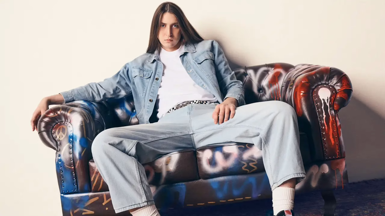 Felca estrela sua primeira grande campanha com a Vans — e o resultado é pura autenticidade